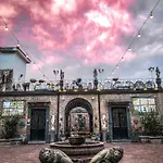 Palazzo Capece منزل للإقامة Caivano