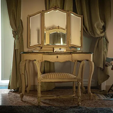 Homestay Palazzo Capece Caivano