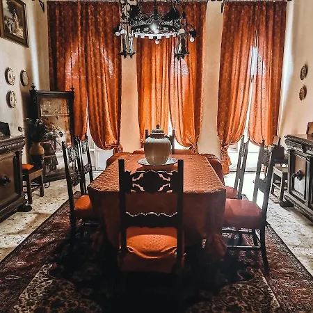 Palazzo Capece * Caivano