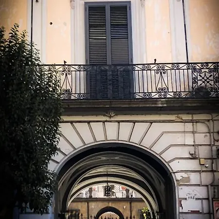 Palazzo Capece *