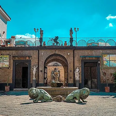 Palazzo Capece * Caivano