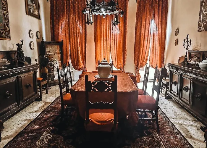 Palazzo Capece * Caivano